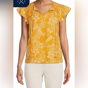 Like new Time and Tru Beautiful and light Yellow blouse size 22 sfh